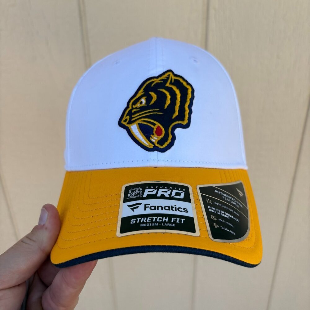 Fanatics Nashville Predators 2020 NHL Winter Classic A-Flex Fit Hat M/L White